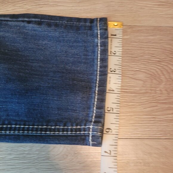 ZCO Jeans Size 7 Embellished Crop Capri Low Rise Medium Wash Denim - Picture 9 of 10